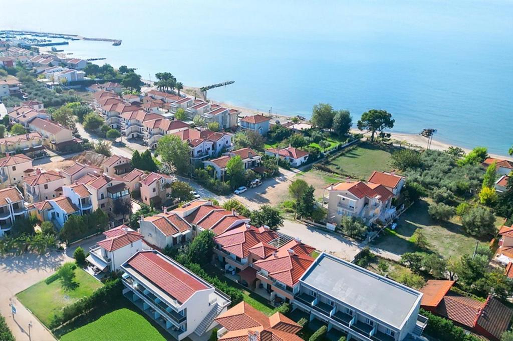 Guedin Sea Side Maisonette, Nikiti المظهر الخارجي الصورة