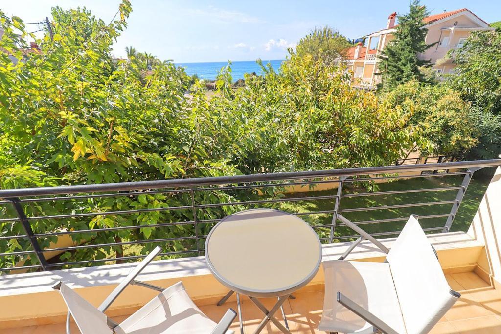 Guedin Sea Side Maisonette, Nikiti المظهر الخارجي الصورة